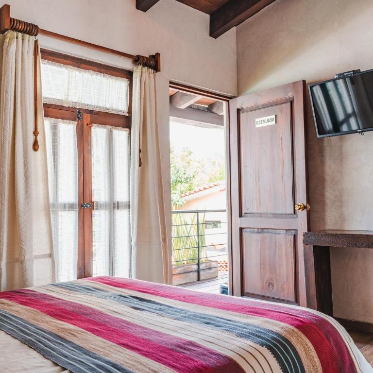 Yox Hotel Boutique - Queen Room with Garden View - 3