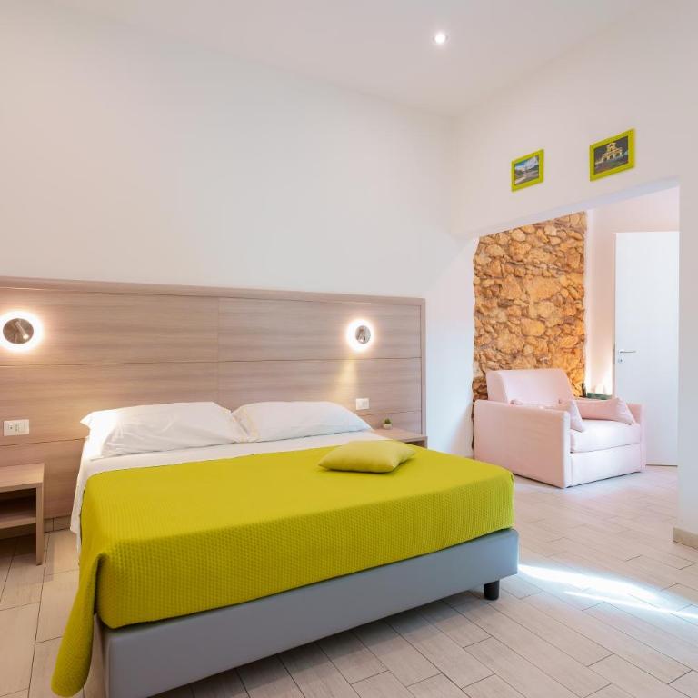Bardilio Luxury Rooms - Triple Room with Private Bathroom - 6