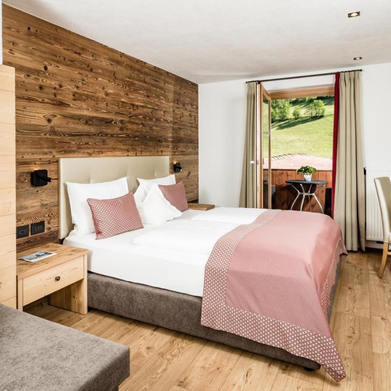 Almhof Hotel Call - Junior Suite - 1