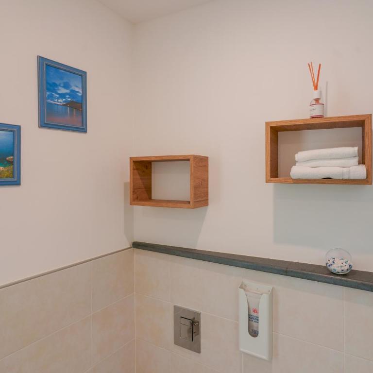 Bardilio Luxury Rooms - Double Room with Private Bathroom - 27