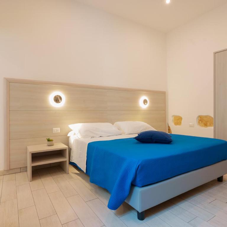 Bardilio Luxury Rooms - Double Room with Private Bathroom - 3