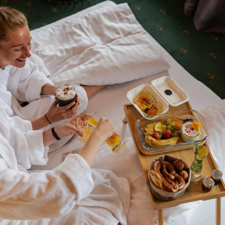 Hotel Restaurant tauernhex - Doppelzimmer mit Bergblick - 3