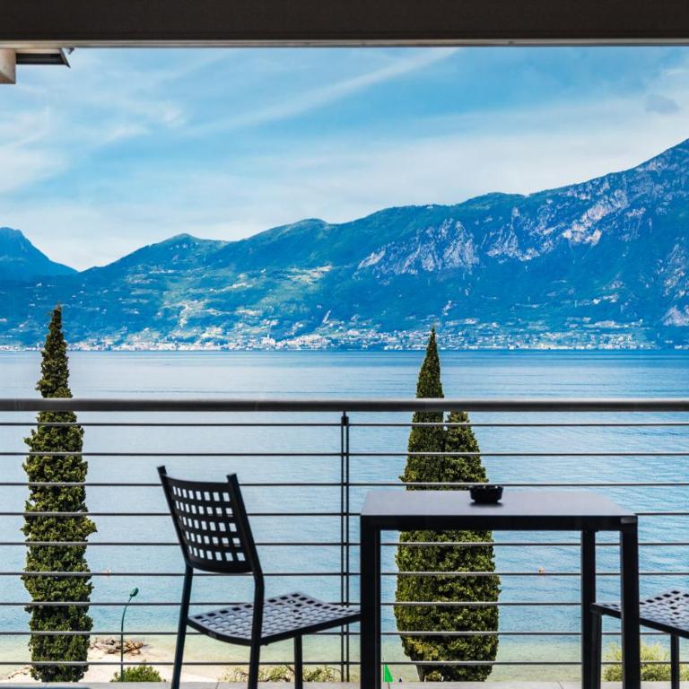 Residence Solei Classic & Plus - Plus Studio Apartment with Balcony and Lake View - 18