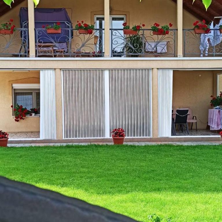 Vila Nikola & Aleksa - Two-Bedroom House - 9