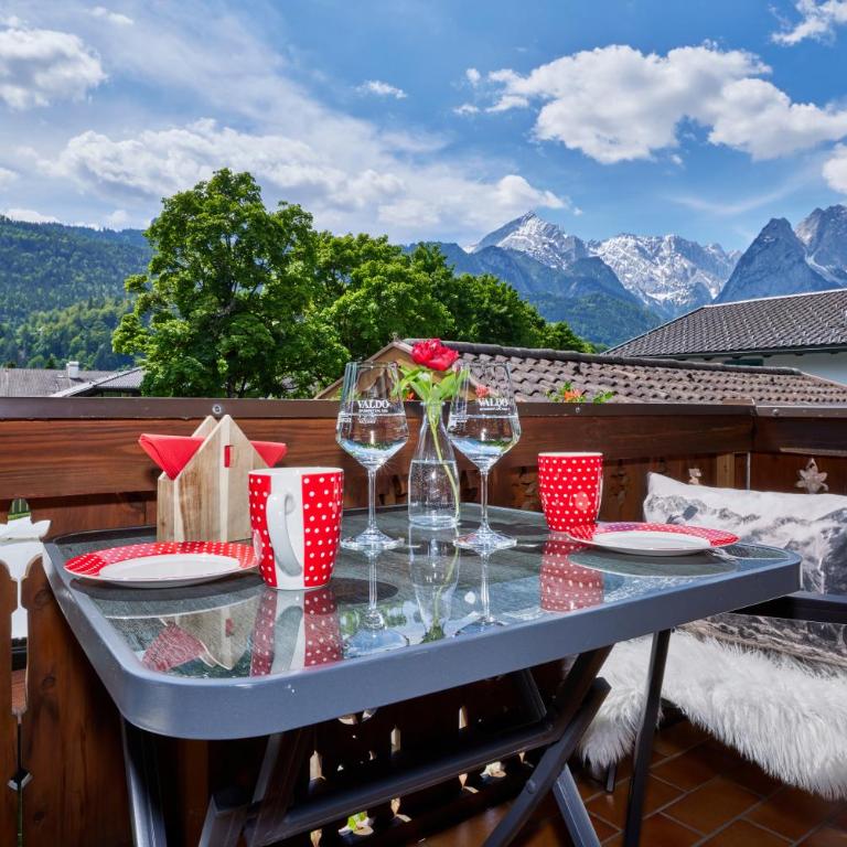 Ferienwohnungen Alpspitzecho - Apartment mit Blick auf die Berge - 11