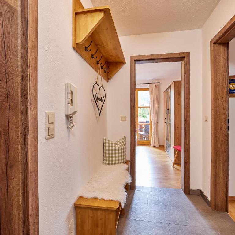 Ferienwohnungen Alpspitzecho - Apartment mit Blick auf die Berge - 14