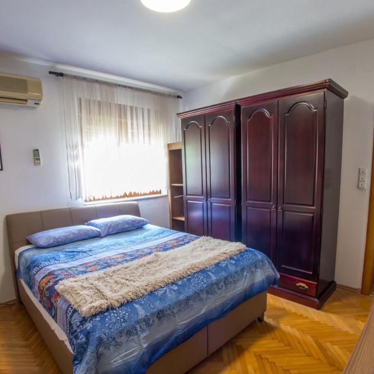 Hidden gem of Old Town - Three-Bedroom Apartment - 21