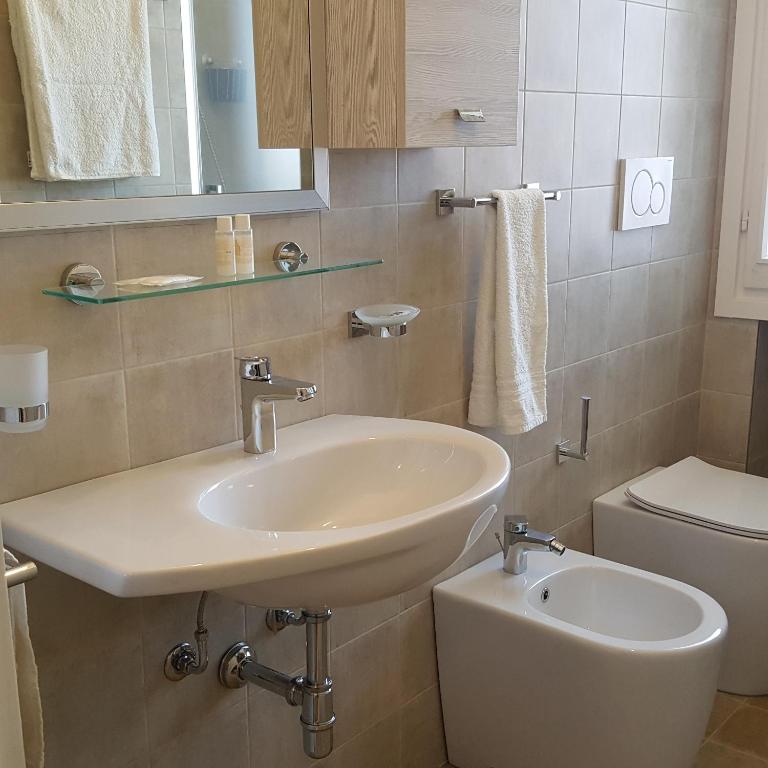 Appartamento 3 camere con vista sul mare e parcheggio - Appartamento con 3 Camere da Letto - 14