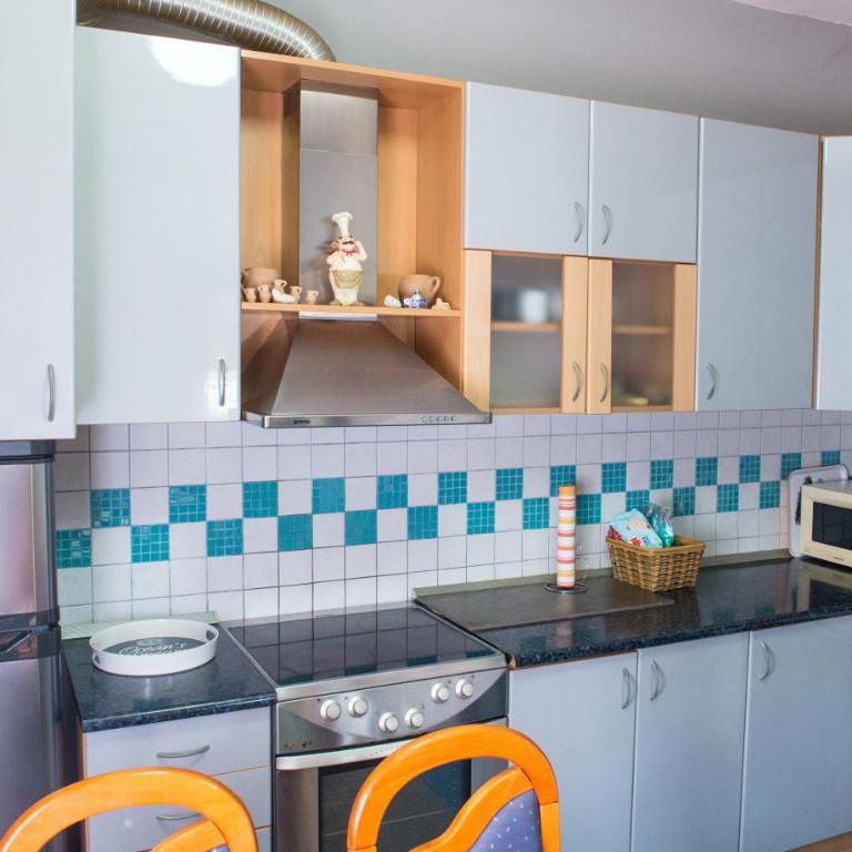 Hidden gem of Old Town - Three-Bedroom Apartment - 32