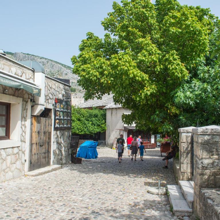 Hidden gem of Old Town - Three-Bedroom Apartment - 39