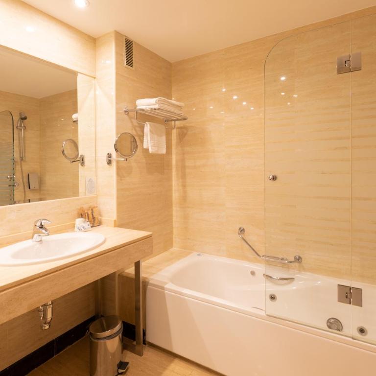 Hotel San Juan de los Reyes - Habitación Doble - 1 o 2 camas - 2