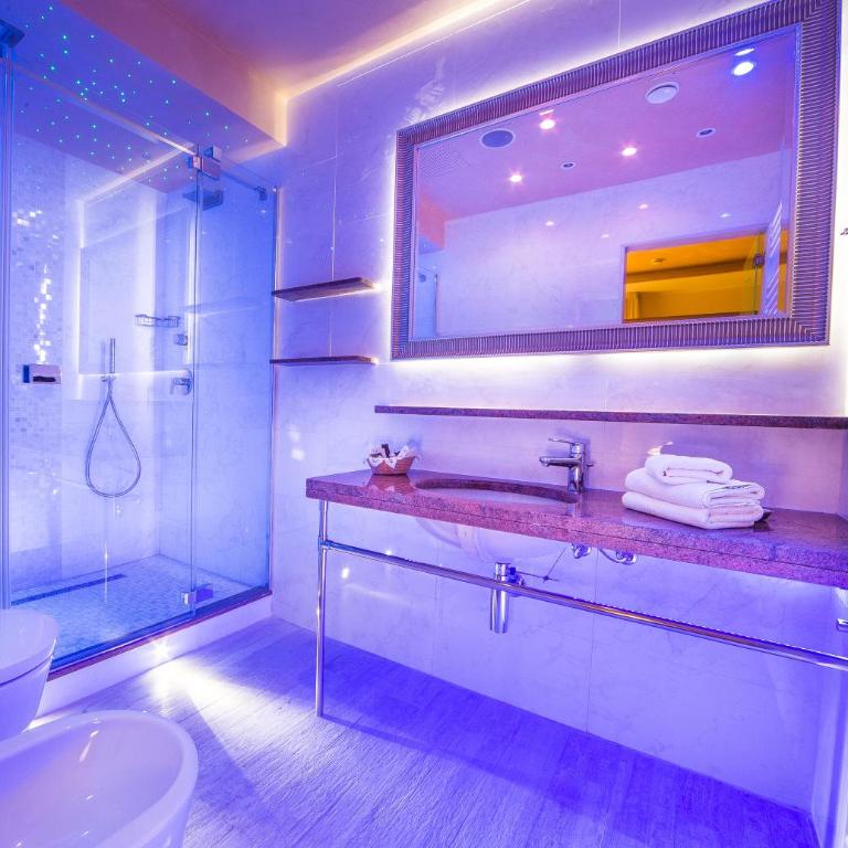 Hotel Torino Wellness & Spa - Camera Matrimoniale Deluxe - 8