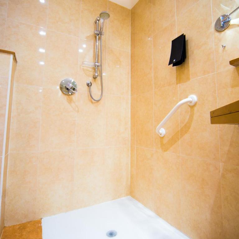 Hotel Torino Wellness & Spa - Camera Standard Doppia con Letti Singoli - 7
