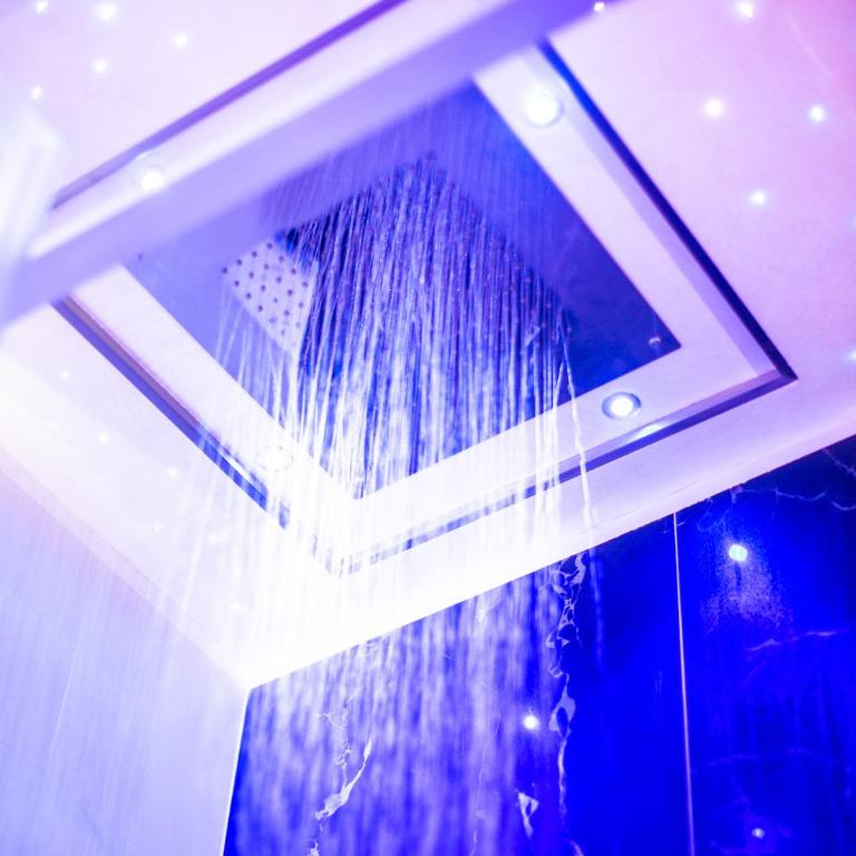 Hotel Torino Wellness & Spa - Junior Suite con Balcone e Vista Piscina - 11