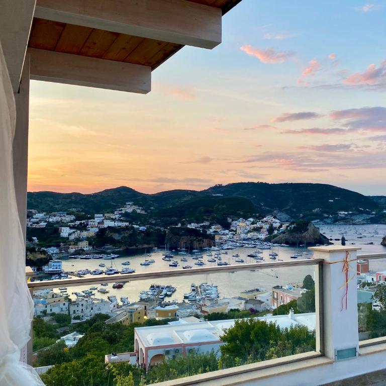 Domus Ɫ Ponza SeaView - Casa con 1 Camera da Letto - 11