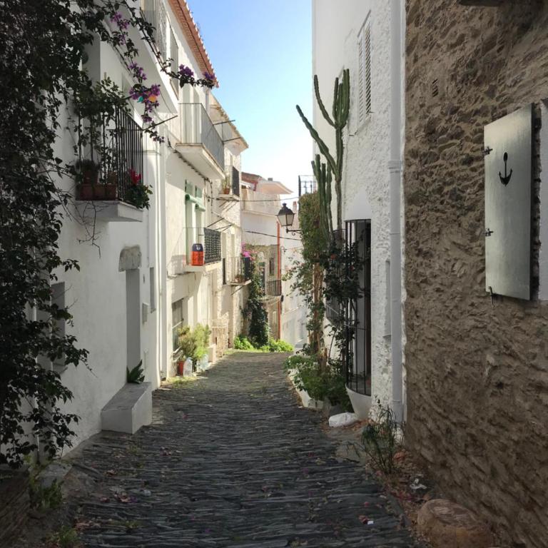Planta baja centro Cadaqués - Apartamento de 3 dormitorios - 2