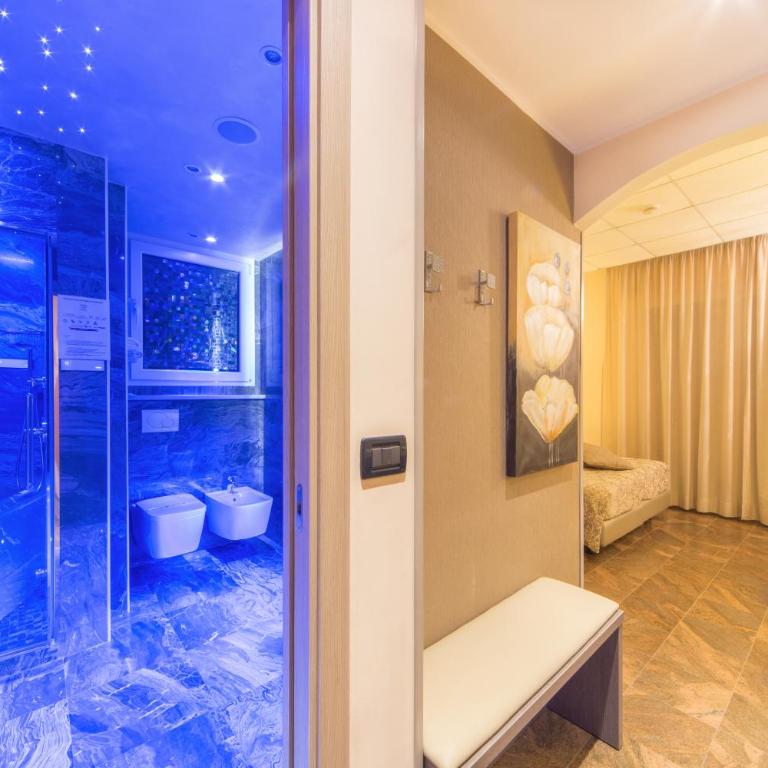 Hotel Torino Wellness & Spa - Camera Matrimoniale Comfort con Vasca Idromassaggio - 1