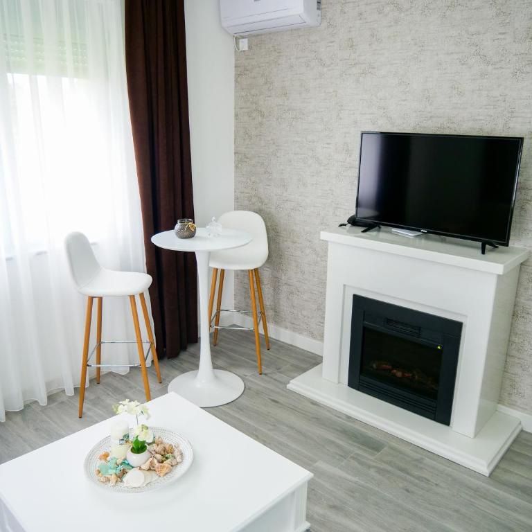 Onyx Luxury - One-Bedroom Apartment - 4