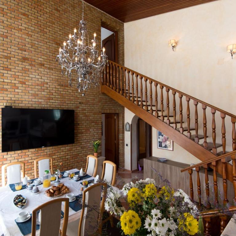 Villa Palm Beach Marina Benalmadena 3 min walking from the sea - Villa - 24