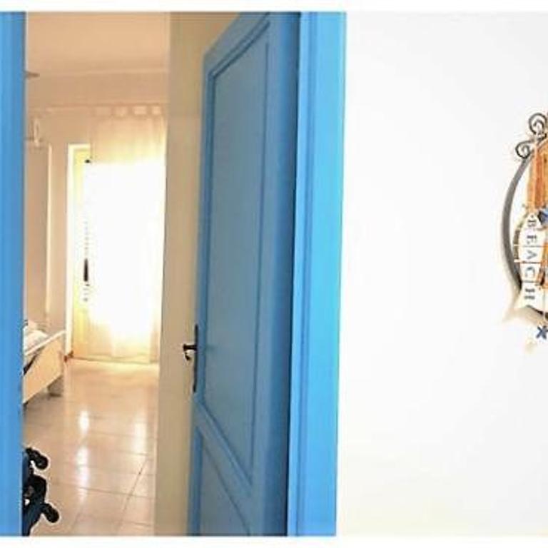 A Casitta - Two-Bedroom Apartment - 10