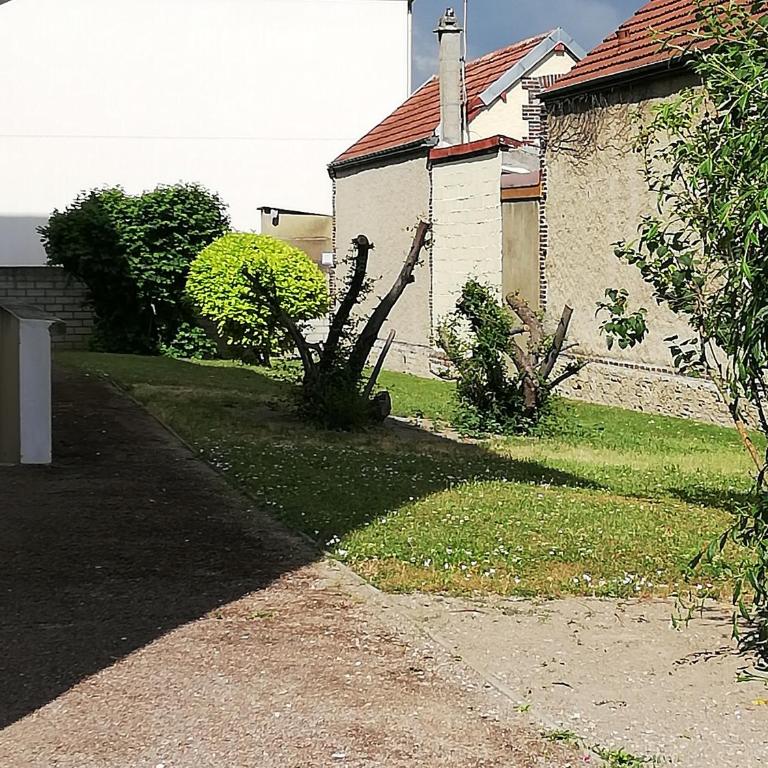 Joli appartement résidentiel à Troyes - Apartment mit 2 Schlafzimmern - 21