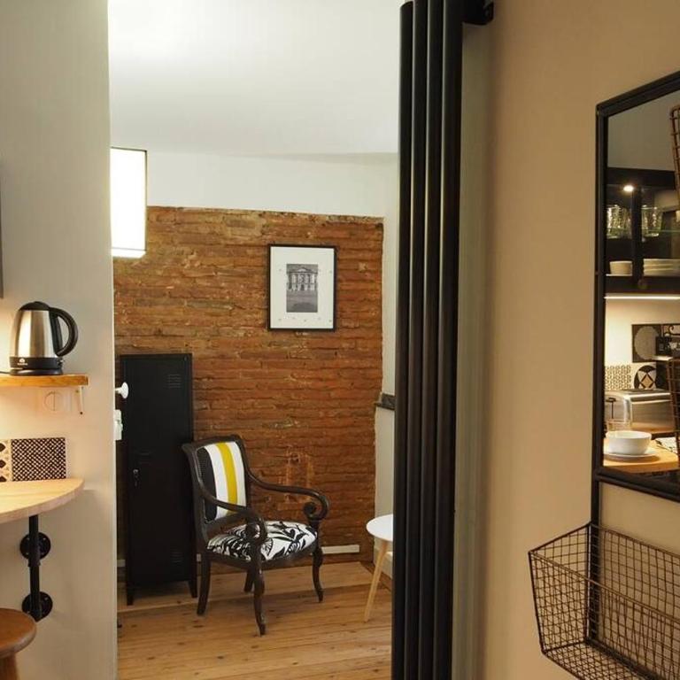 STUDIO BRICK AND WOOD - HYPERCENTRE - TV - WIFI - Appartamento con 1 Camera da Letto - 13