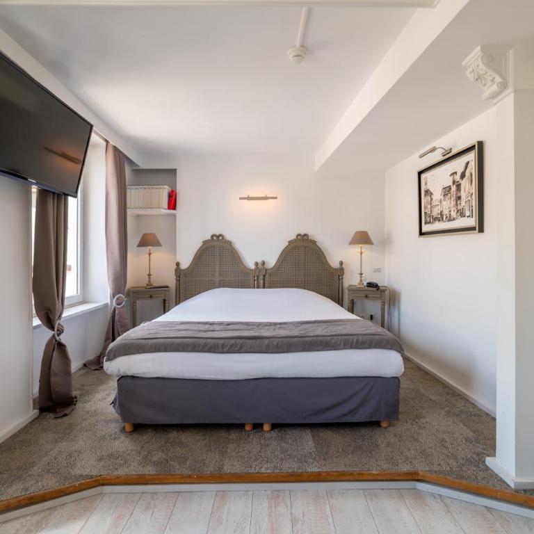 Logis - Hotel De La Mairie - Chambre Double Confort - 2