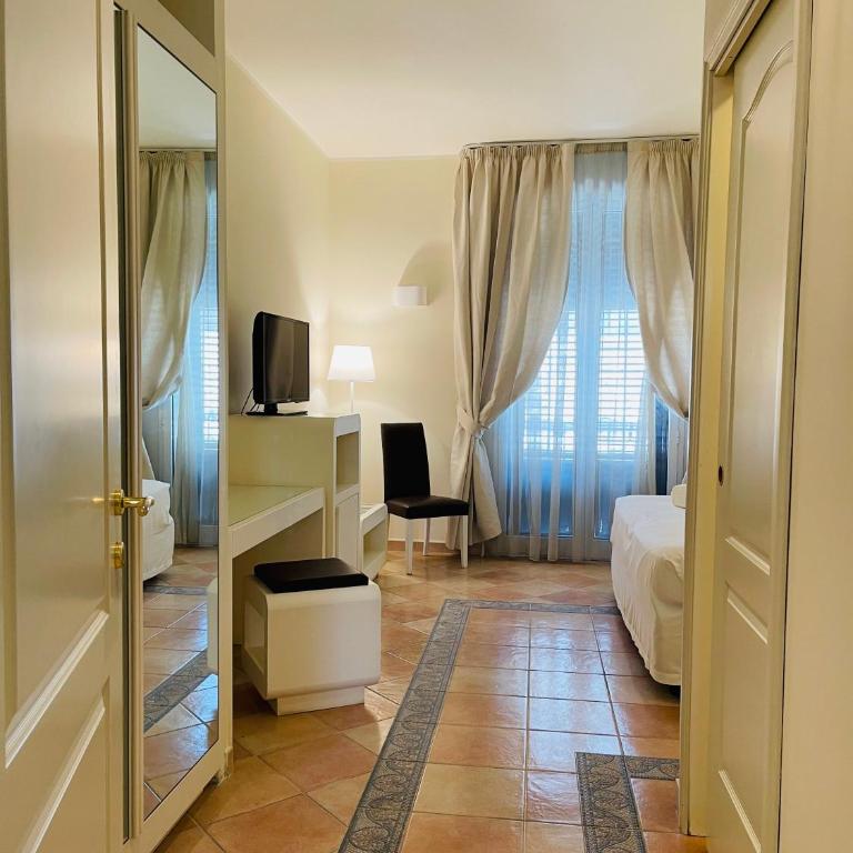 Hotel Posta - Camera Superior Matrimoniale/Doppia con Letti Singoli con Balcone - 1
