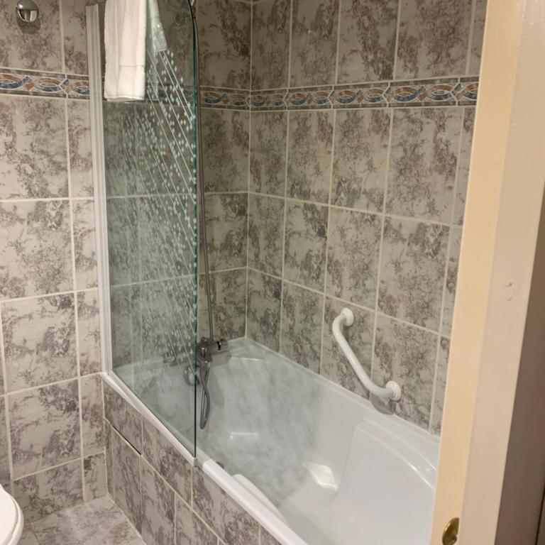 Hotel Chiffre - Chambre Triple Supérieure - 12
