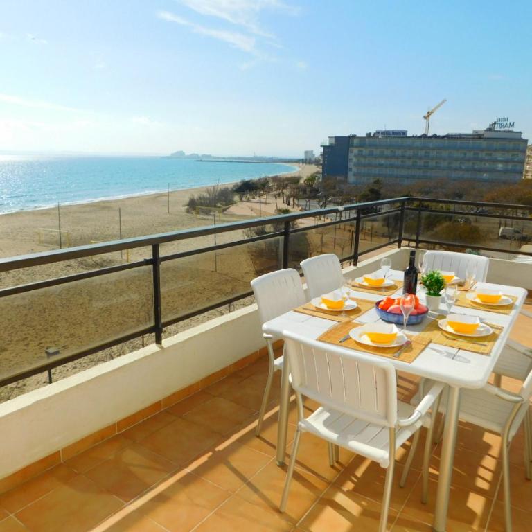GMID IMMO Apartamento Oasis Atico - Two-Bedroom Apartment - 8