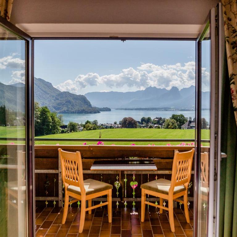 Pension Mozartblick - Doppelzimmer mit Seeblick - 7