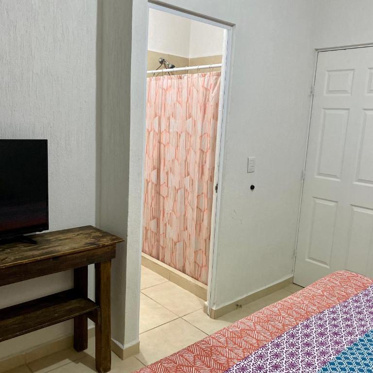 Casa nueva con 3 recamaras y a un lado de alberca - Casa de 3 dormitorios - 19