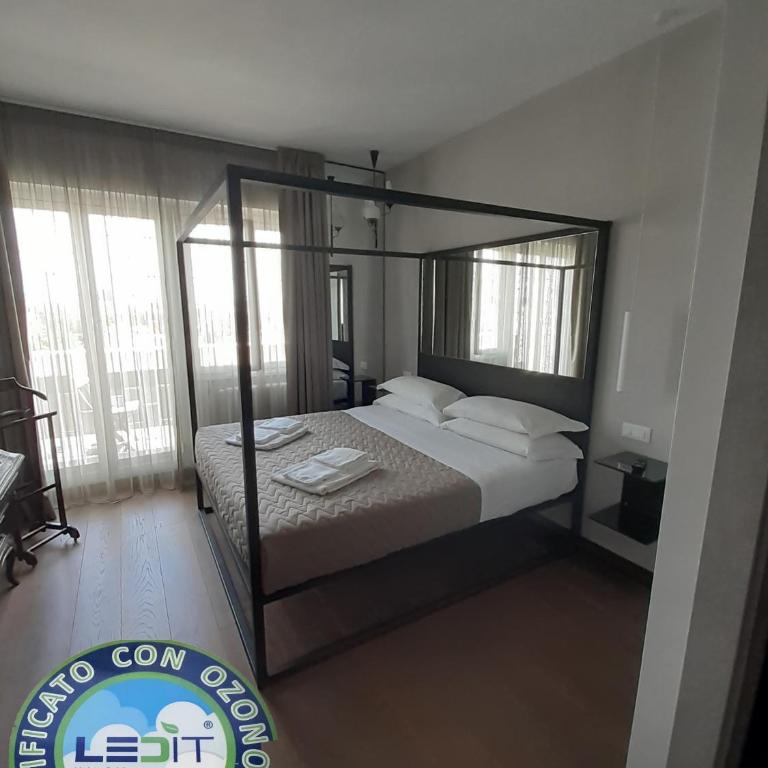 5-Rooms Apartment - Double Room with Terrace - 1