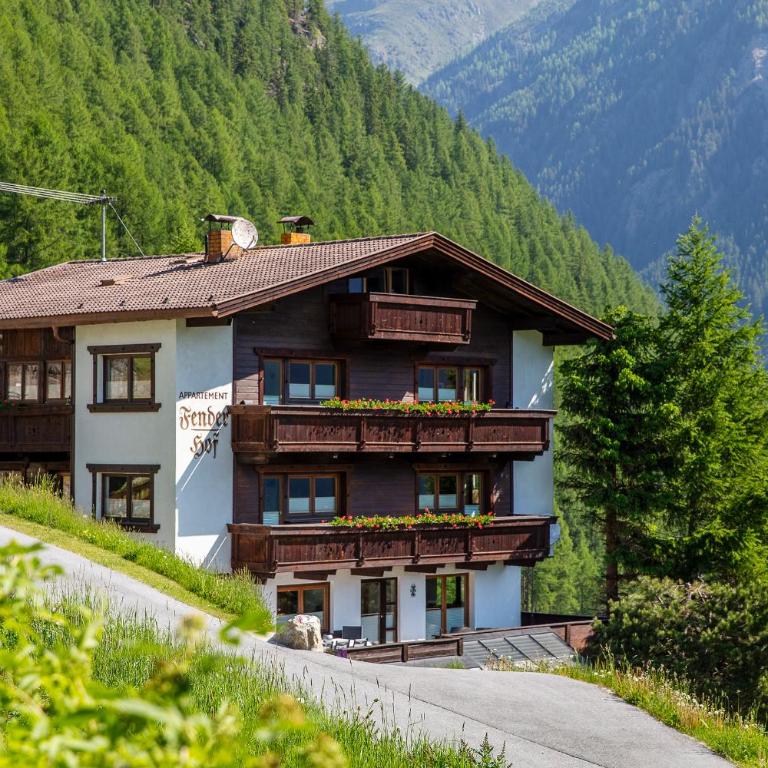 Appartement Fenderhof - Apartment mit Blick auf die Berge - 1