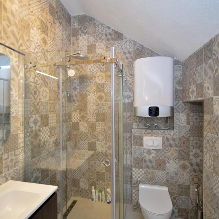SEASIDE HOUSE KOTOR - Three-Bedroom Villa - 20
