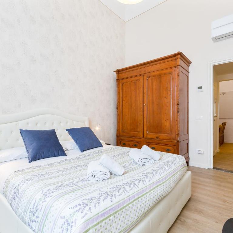 GuestHost - I Renai - Ponte delle Grazie Modern Apartment - Appartamento con 2 Camere da Letto - 1