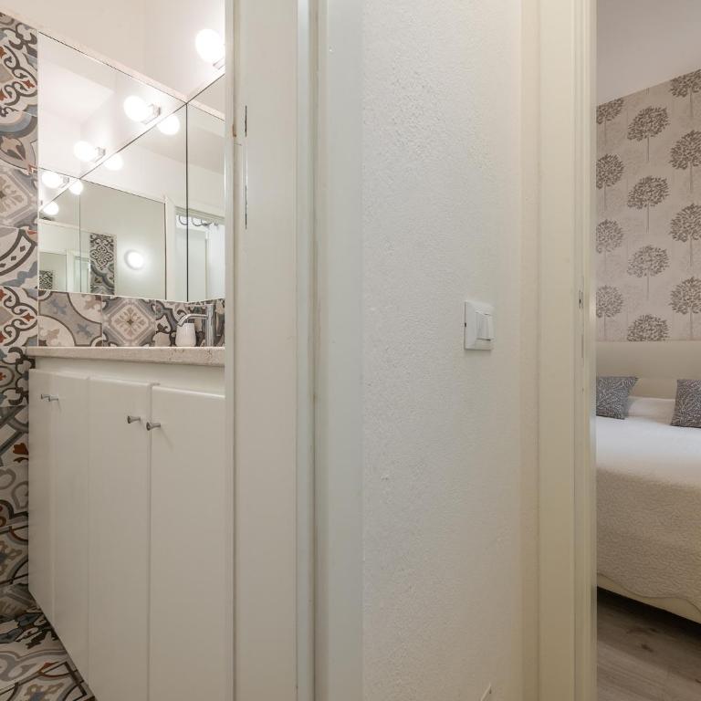 Marco's stylish home In the heart of Cagliari - Apartment - 30