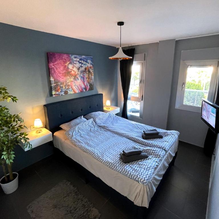 La Manga Beach Club Apartments - Two-Bedroom Apartment - 15