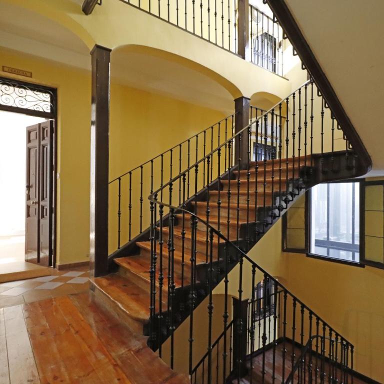 Reina Sofia Boutique II - Two-Bedroom Apartment - 52