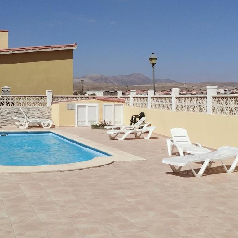 Casa Verde - Three-Bedroom House - 1