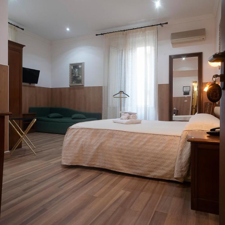 Hotel Tonic - Camera Tripla - 1