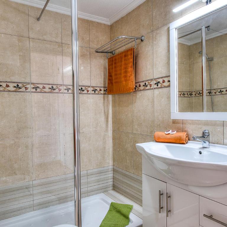 Tenerife South Apartments - Apartamento de 2 dormitorios - 9
