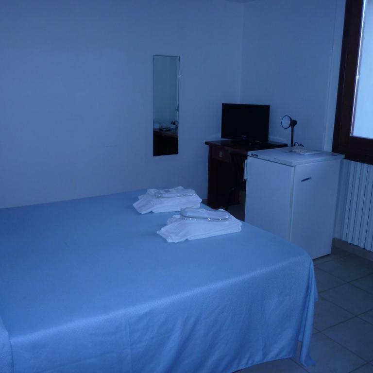 Hotel l'Ancora - Camera Matrimoniale/Doppia con Letti Singoli - 5