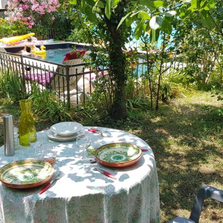 Appart 31 m2 indépendant, Piscine Jardin Direct Gare Aéroport et jardin - One-Bedroom Apartment - 11