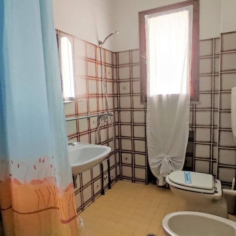 Hotel De Amicis - Camera Quadrupla Economy - Dependance - 4