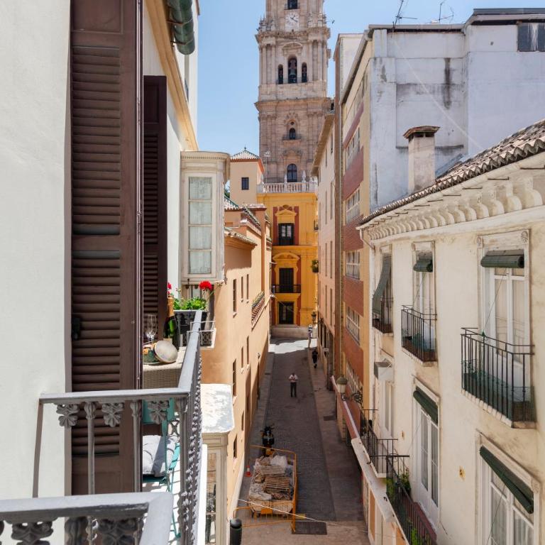Holidays2Malaga Cathedral View - Apartment with Balcony - 1