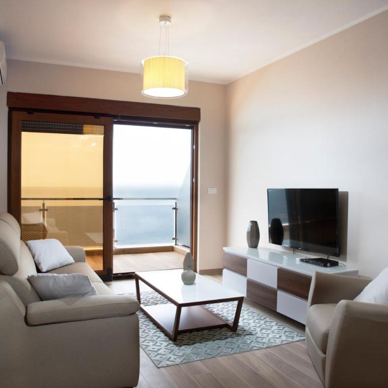 Royal Bay - One-Bedroom Apartment - 6
