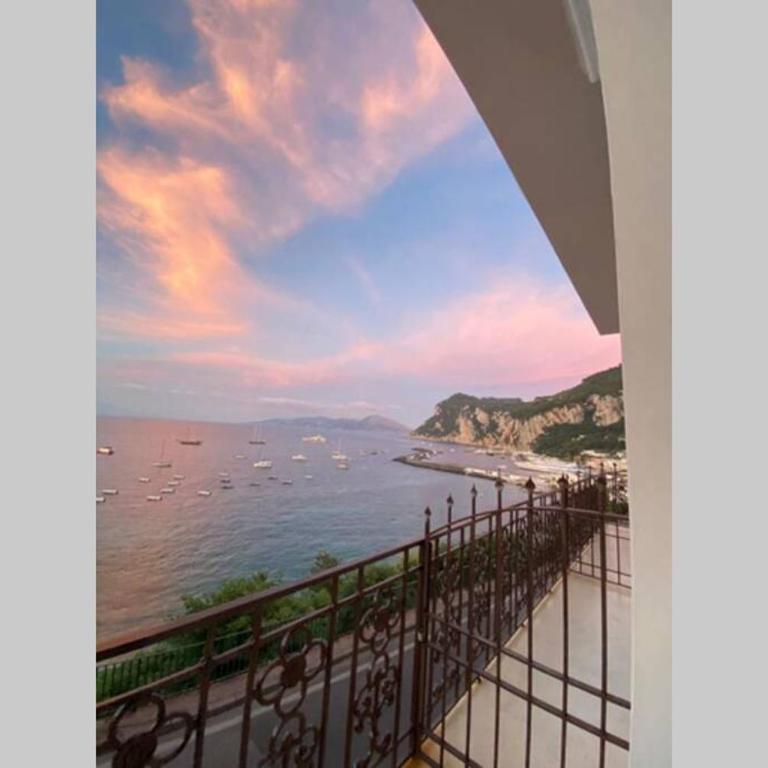 Casa di charme panoramica a Capri sulla spiaggia. - Appartamento con 2 Camere da Letto - 1