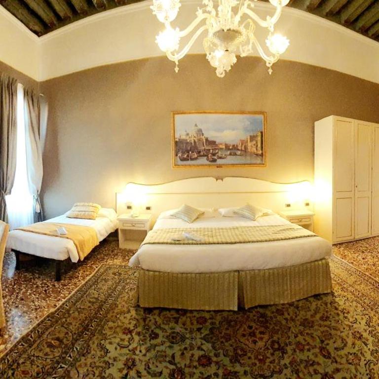 Hotel Corte dei Greci - Camera Quadrupla Superior - 15