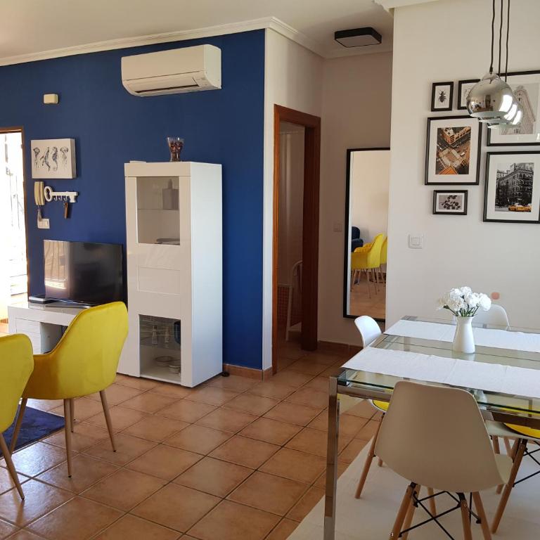 Cozy apartment in Vera Playa, Almeria, Andalucia, Spain - Apartamento de 2 dormitorios - 4
